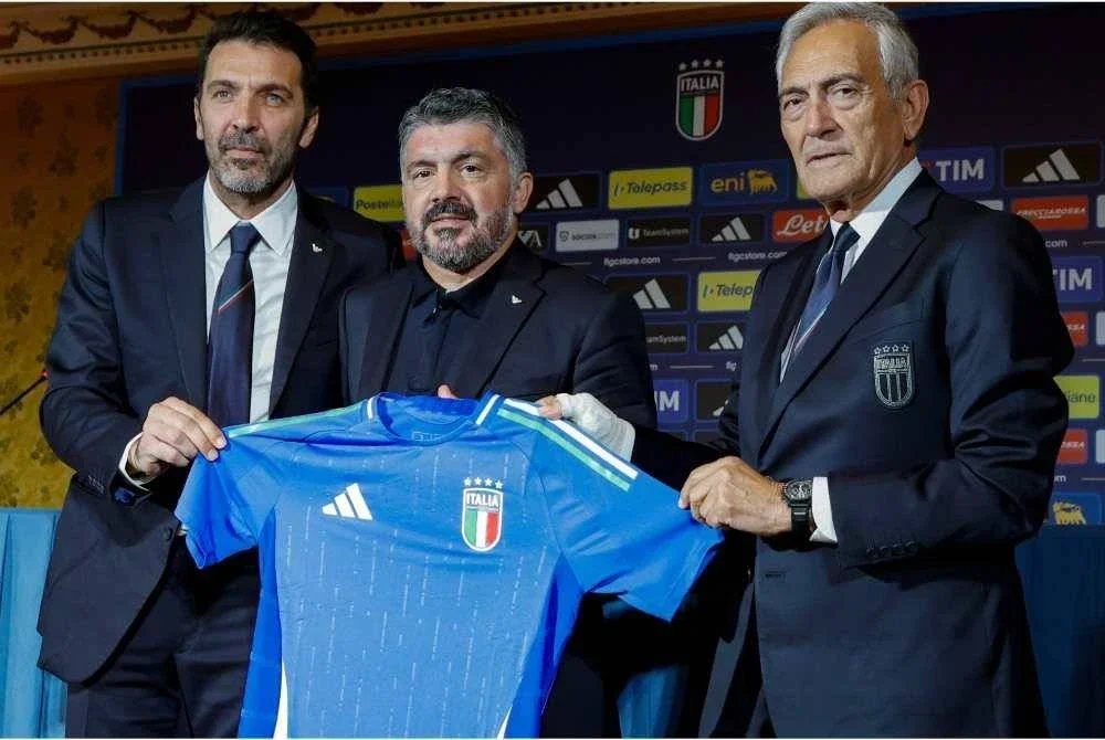 Gattuso (tengah) diumumkan pengendali baharu Itali. Foto Agensi