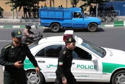 Penahanan itu adalah sebahagian daripada tindakan berterusan pihak berkuasa Tehran membanteras rangkaian pengintipan dan sabotaj yang didakwa dikendalikan agensi perisikan Israel, Mossad. Foto AP