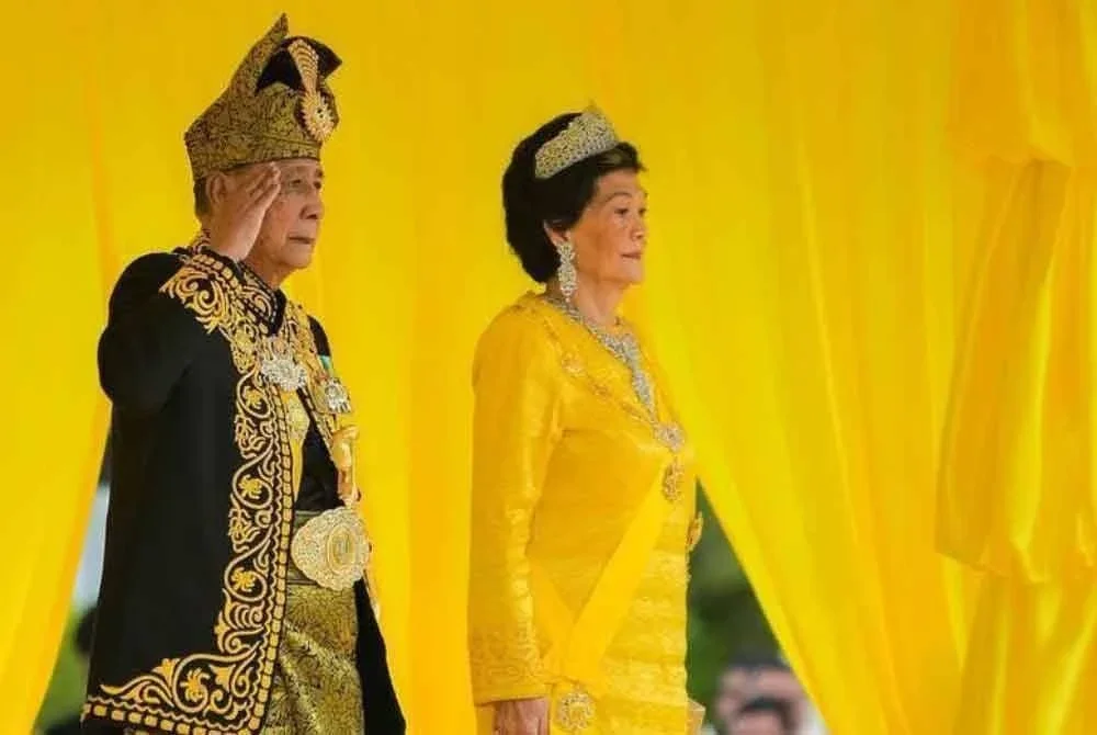 Sultan Sallehuddin dan Sultanah Maliha di pentas Diraja sempena Sambutan Ulang Tahun Hari Keputeraan baginda yang ke-83.