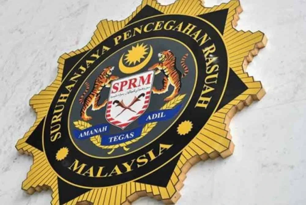 Seorang lagi ADUN yang juga Pembantu Menteri ditahan SPRM Sabah selepas disyaki meminta dan menerima wang rasuah berjumlah kira-kira RM150,000 berkaitan pengeluaran lesen cari gali di negeri ini.