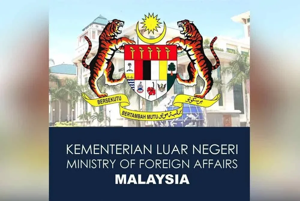 Kementerian, melalui Kedutaan Besar Malaysia di Doha, mengekalkan komunikasi rapat dengan pihak berkuasa tempatan dan rakyat Malaysia yang berdaftar serta terus memantau perkembangan di lapangan.