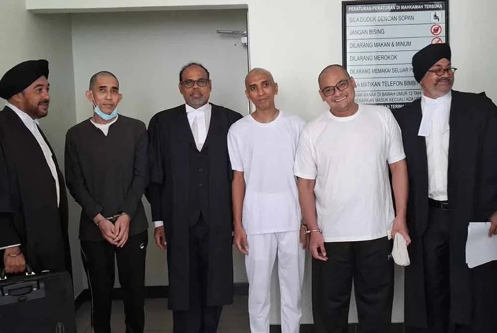 Semua tertuduh yang bekerja sebagai buruh kasar diwakili peguam masing-masing iaitu Ranjit Singh Sandhu, Charan Singh dan V Santhiran.