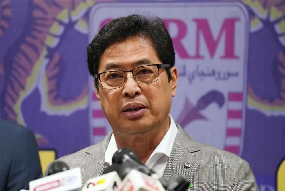 Ketua Pesuruhjaya SPRM, Tan Sri Azam Baki mengadakan sidang media yang diadakan di Ibu Pejabat Suruhanjaya Pencegahan Rasuah Malaysia (SPRM) pada Rabu. Foto Sinar Harian.