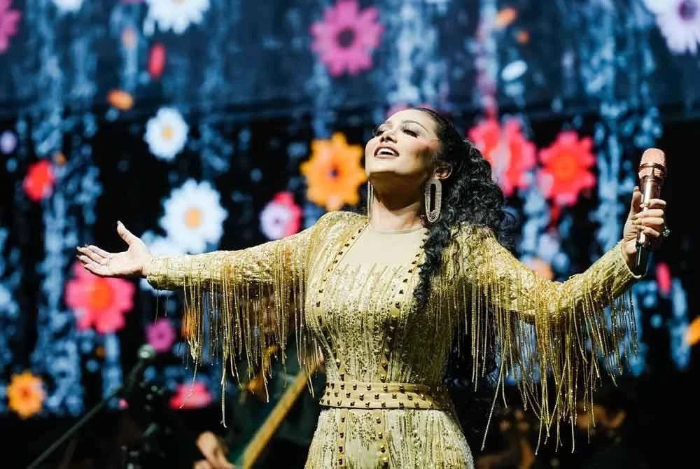 Krisdayanti membuktikan dirinya masih seorang penghibur berbakat besar.