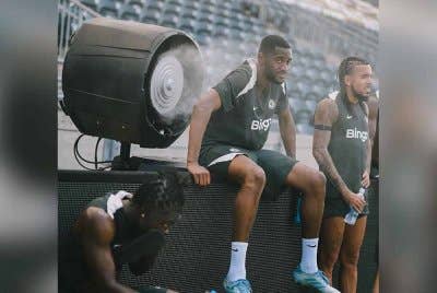 Chelsea terpaksa menyingkatkan sesi latihan akibat cuaca panas melampau di Philadelphia. Foto Chelsea FC