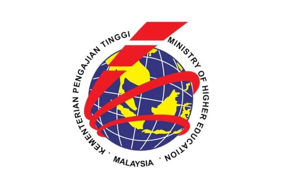 KPT mengingatkan semua institusi pendidikan tinggi awam dan swasta agar sentiasa mematuhi SOP yang ditetapkan universiti masing-masing dalam usaha memperkukuh aspek keselamatan dan kebajikan pelajar.