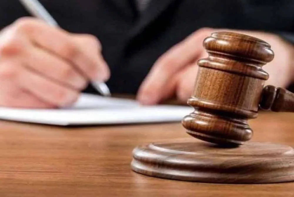 Bekas kakitangan sebuah stesen televisyen berbayar yang berdepan 743 pertuduhan mengubah suai sistem pangkalan data syarikat itu, diarah untuk menjalani pemerhatian selama sebulan di Hospital Bahagia Tanjong Rambutan, Ulu Kinta, Perak. Gambar hiasan