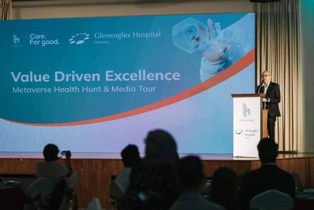 Bong Seng ketika berucap sempena program ‘Metaverse Health Hunt’ dan Jelajah Media di Hospital Gleneagles Penang pada Rabu.