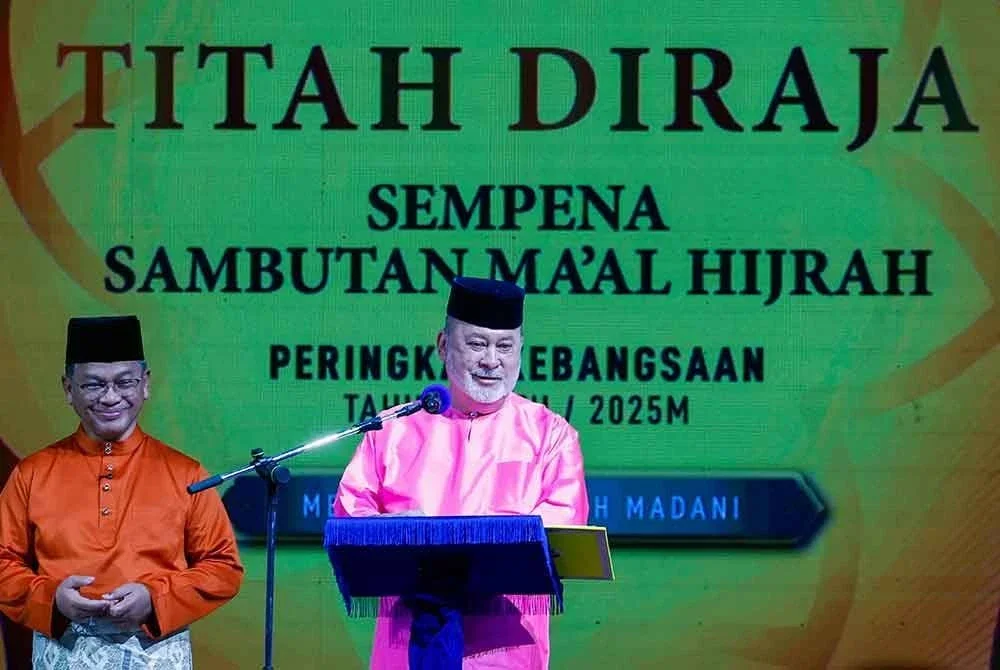 Sultan Ibrahim berkenan bertitah sempena Majlis Sambutan Maal Hijrah Peringkat Kebangsaan Tahun 1447H/2025M berlangsung hari ini di MITEC pada Jumaat. foto Bernama