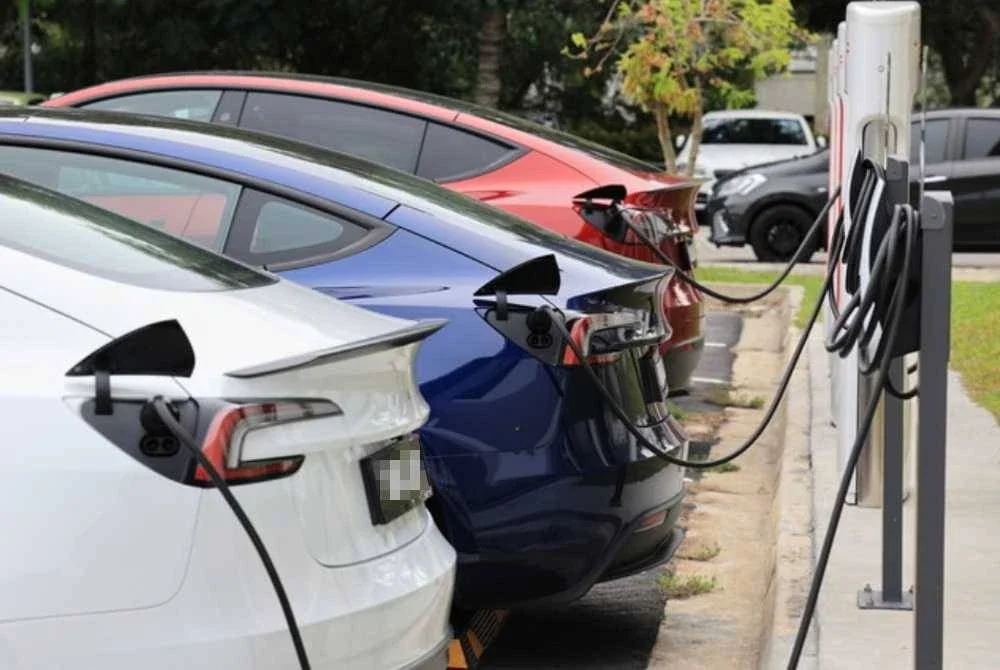 Kenderaan elektrik global meningkat kepada 55.8 juta unit, dengan China menyumbang lebih separuh. Gambar hiasan