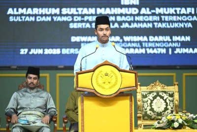 Yang Dipertuan Muda Terengganu, Tengku Muhammad Ismail menyampaikan titah Sultan Terengganu, Sultan Mizan Zainal Abidin sempena Sambutan Maal Hijrah 1447H peringkat Negeri yang berlangsung di Wisma Darul Iman, pada Jumaat.