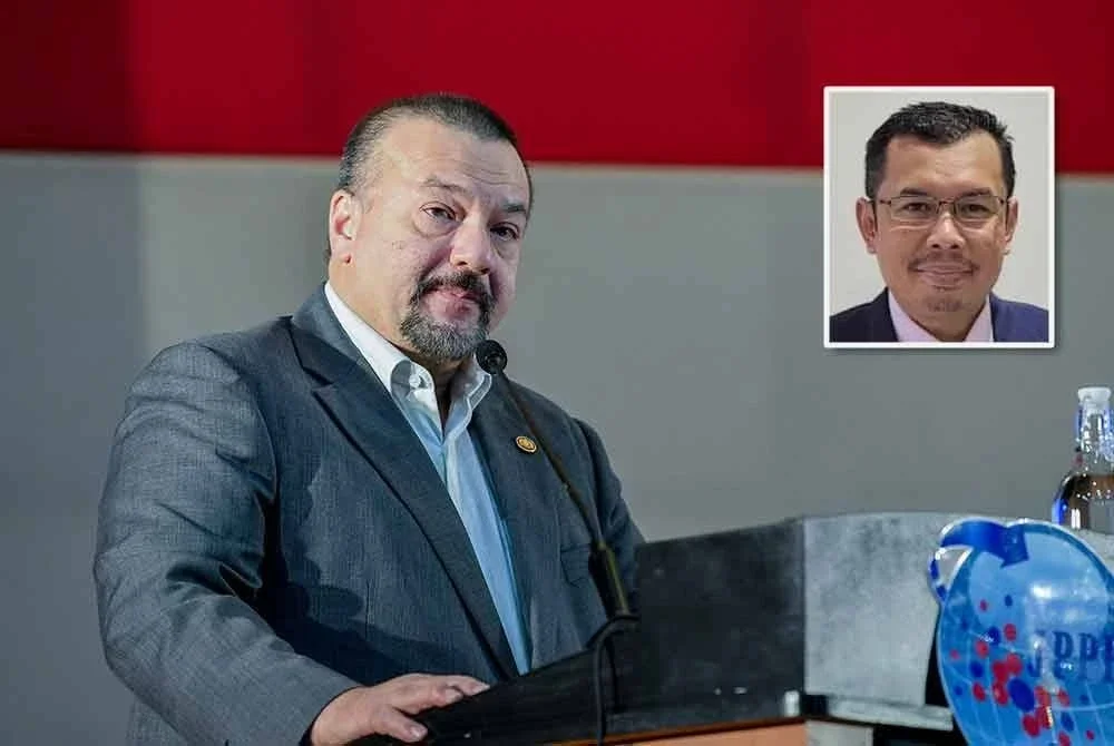 Amir Hamzah - Foto: Bernama (Gambar kecil: Mustazar)