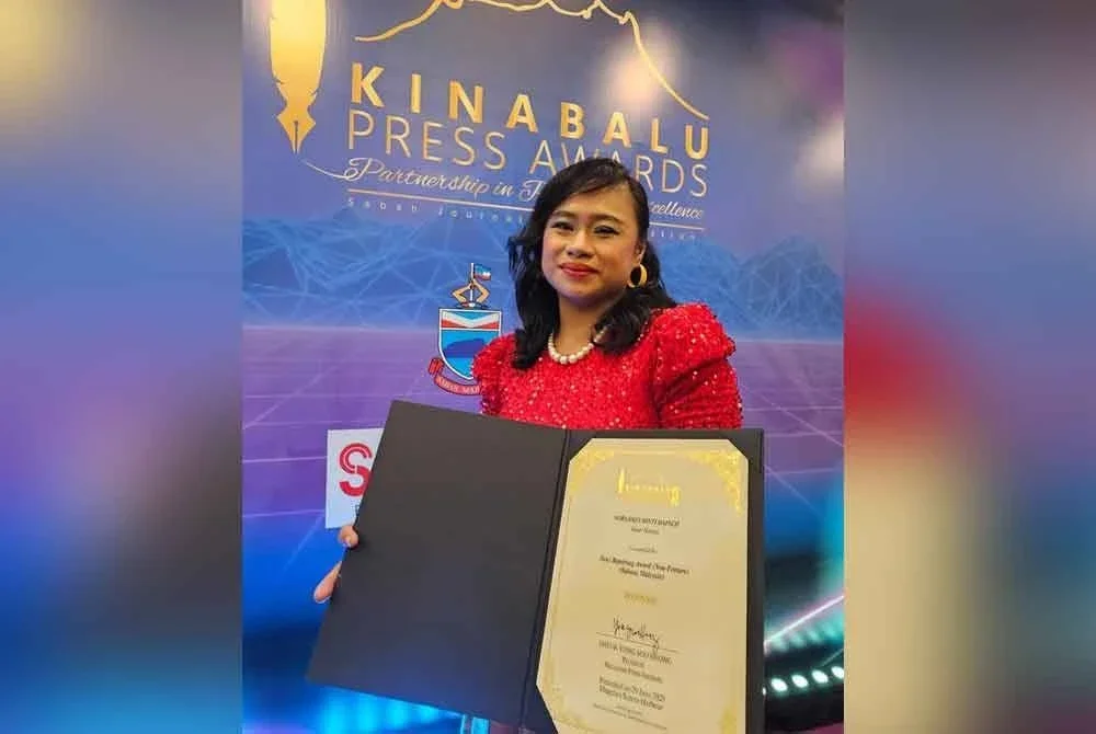 Wartawan Sinar Harian, Norasikin Daineh berjaya merangkul hadiah utama bagi kategori Anugerah Laporan Berita (bukan rencana) Bahasa Melayu dalam Anugerah Kewartawanan Kinabalu (KPA) 2025 yang berlangsung pada malam Ahad.