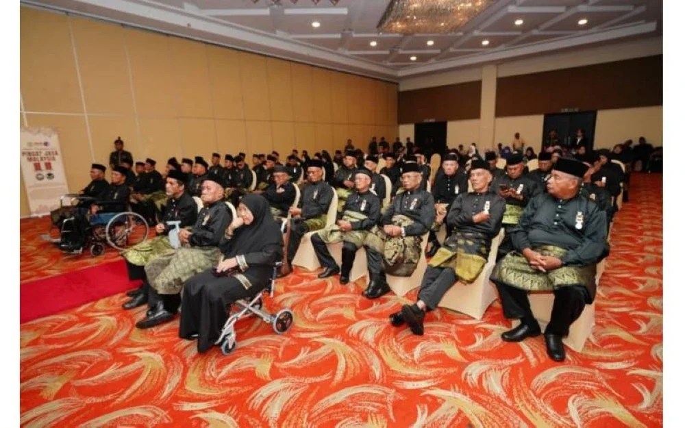 Seramai 63 penerima Pingat Jasa Malaysia (PJM) dihargai oleh Angkatan Tentera Malaysia (ATM) kerana pengorbanan dan jasa mereka menjaga keselamatan negara.