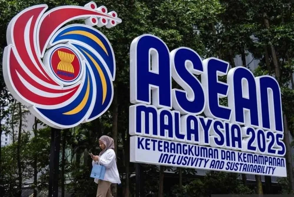 Ini adalah kali kelima Malaysia menjadi Pengerusi ASEAN selepas memegang jawatan itu pada tahun 1977, 1997, 2005 dan 2015.