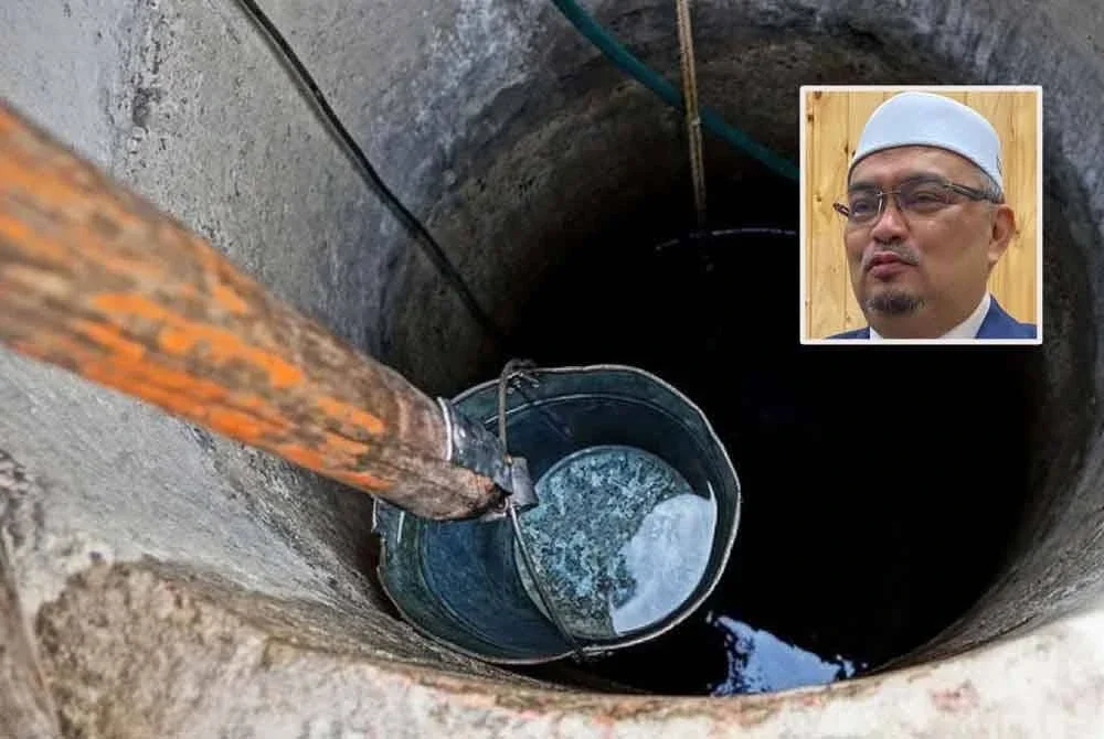 Kira-kira 600,000 penduduk Kelantan yang menggunakan air telaga dan telaga tiub berisiko menghadapi masalah kesihatan akibat kandungan besi dan mangan yang tinggi dalam air bawah tanah. Gambar kecil: Mohamed Fadzli