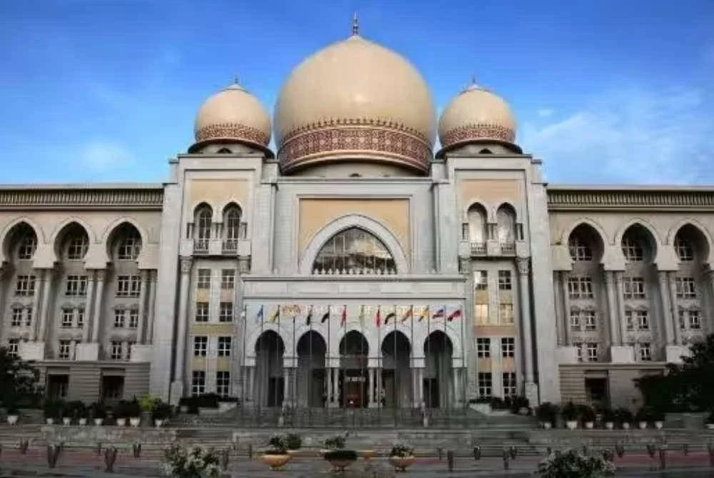 Setakat ini belum ada pengumuman rasmi berhubung pengganti Tengku Maimun.