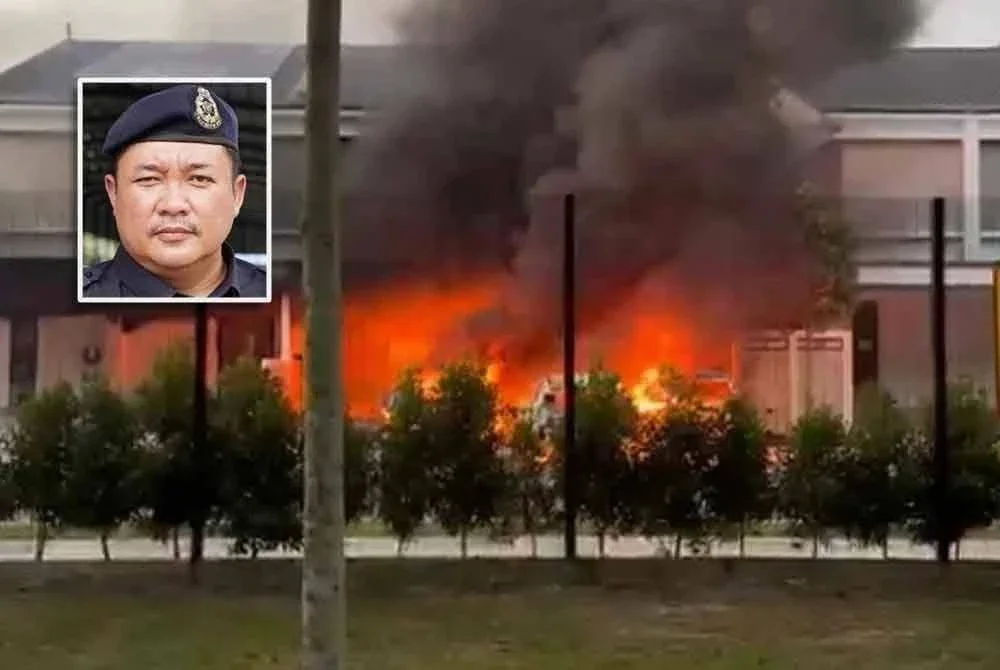 Tangkap layar rakaman video kejadian khianat dengan api di sebuah rumah di Bandar Saujana Putra, Kuala Langat pada Selasa. Gambar kecil: Mohd Akmalrizal Radzi