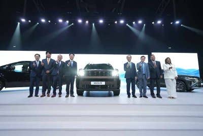 HMY memperkenalkan tiga model utamanya Staria, Tucson terbaharu dan Santa FE di Kuala Lumpur.