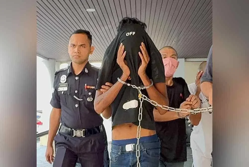 Mahkamah tidak membenarkan jaminan terhadap tertuduh.