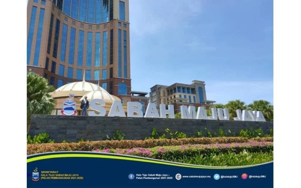 Berdasarkan data yang dikeluarkan Jabatan Perangkaan Malaysia (DOSM) menunjukkan Negeri Di Bawah Bayu itu terus melakar pertumbuhan positif mendepani landskap ekonomi global yang tidak menentu.