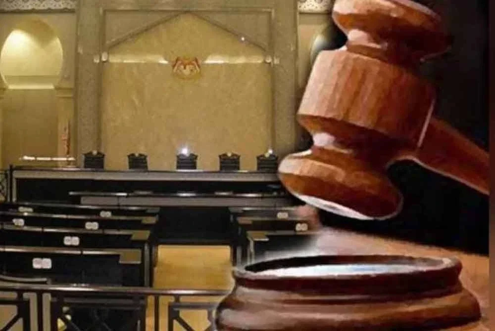 Tertuduh mengaku tidak bersalah di Mahkamah Sesyen atas tiga pertuduhan menerima suapan RM11,500. Foto hiasan