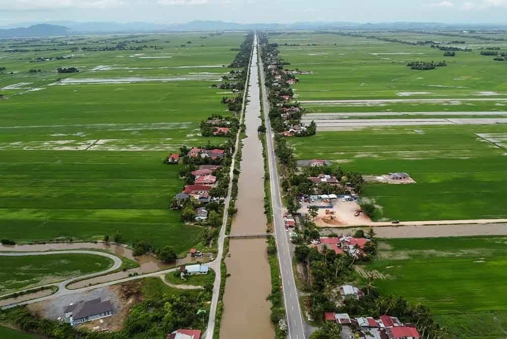 Keadaan jalan raya di Sungai Korok, Jitra. Foto Bernama