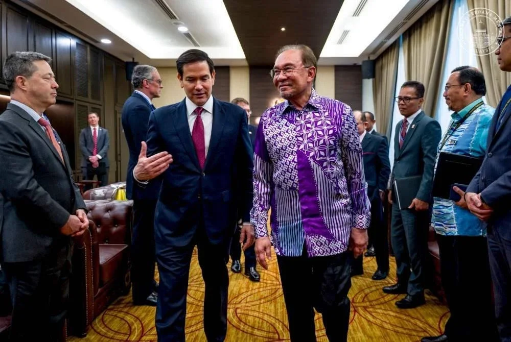 Anwar menerima kunjungan hormat Setiausaha Negara Amerika Syarikat, Marco Rubio di Bangunan Parlimen. Foto Pejabat Perdana Menteri.
