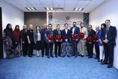 Kaukus yang melibatkan penyertaan CSO itu merupakan usaha memperkasa suara rakyat dalam agenda membanteras rasuah di negara ini.