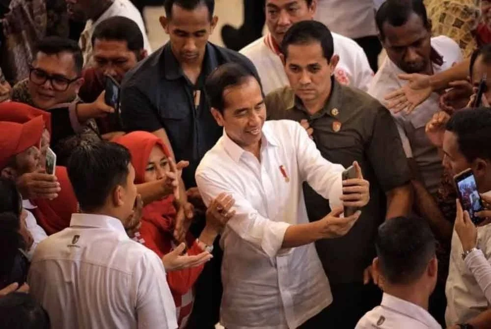 Jokowi dikatakan tidak lagi tampil di khalayak umum sejak kebelakangan ini. - Foto Agensi