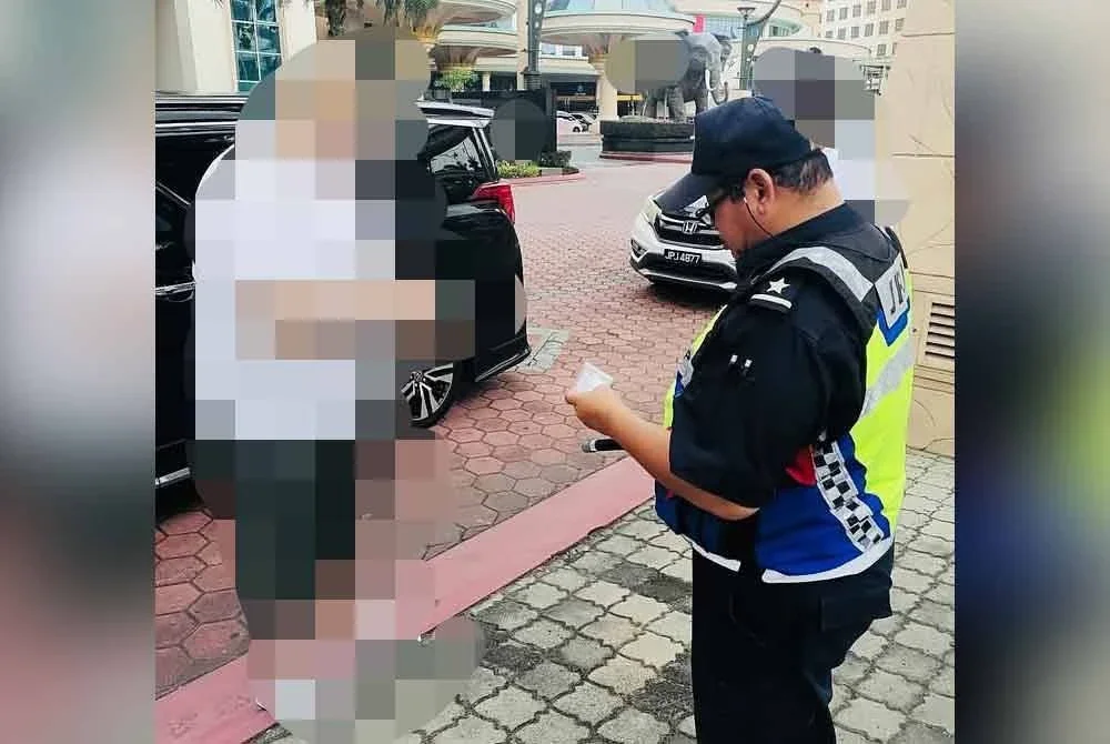 Empat lelaki warga asing yang terdiri daripada dua warga Syria, seorang Yaman dan seorang Sudan ditahan kerana disyaki menjalankan perkhidmatan pengangkutan haram tanpa sebarang kebenaran sah.