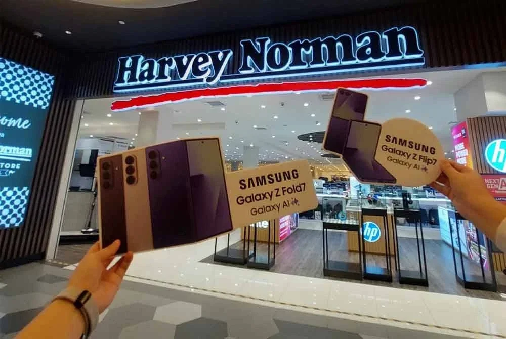 Harvey Norman juga menawarkan promosi pra-tempahan eksklusif kepada 50 pelanggan terawal bermula 10 hingga 13 Julai ini di Mid Valley Kuala Lumpur.