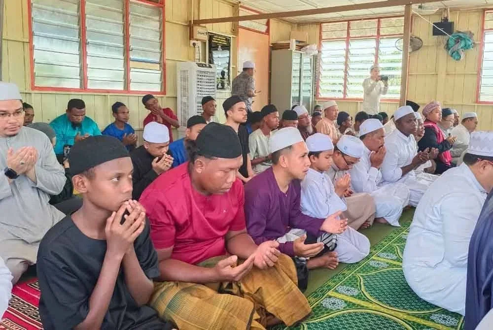Solat Jumaat di Perkampungan Orang Asli memberi kemudahan kepada komuniti tersebut melaksanakan kewajiban mereka.