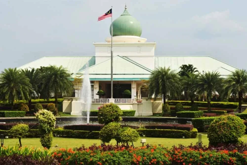 Pertemuan di Seri Perdana itu juga dipercayai untuk membincangkan isu semasa termasuk sidang Parlimen yang akan datang.