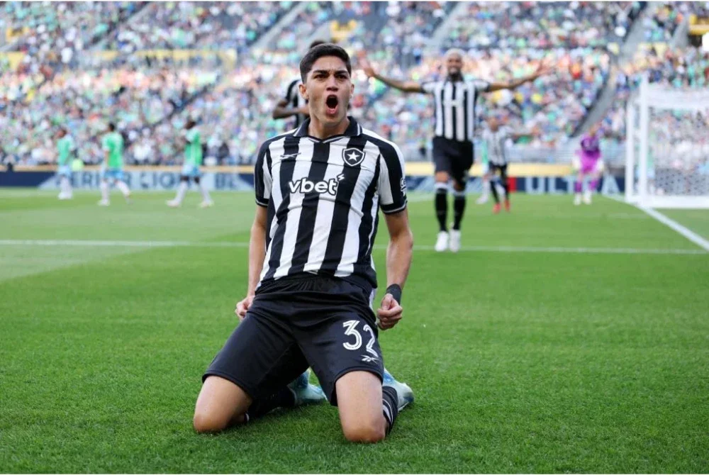 Cunha perkukuh benteng Forest. Foto Agensi