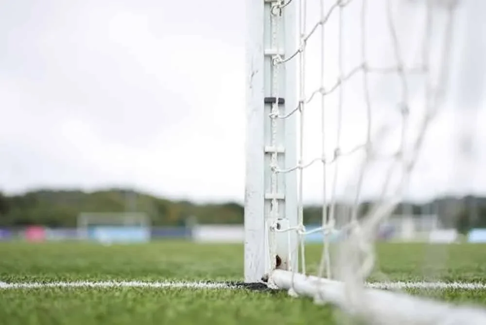 Neil Danns dikenakan penggantungan selama enam bulan dan denda sebanyak £1,000 selepas didapati bersalah atas kesalahan pertaruhan bola sepak. Foto hiasan