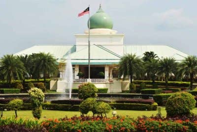 Pertemuan di Seri Perdana itu juga dipercayai untuk membincangkan isu semasa termasuk sidang Parlimen yang akan datang.