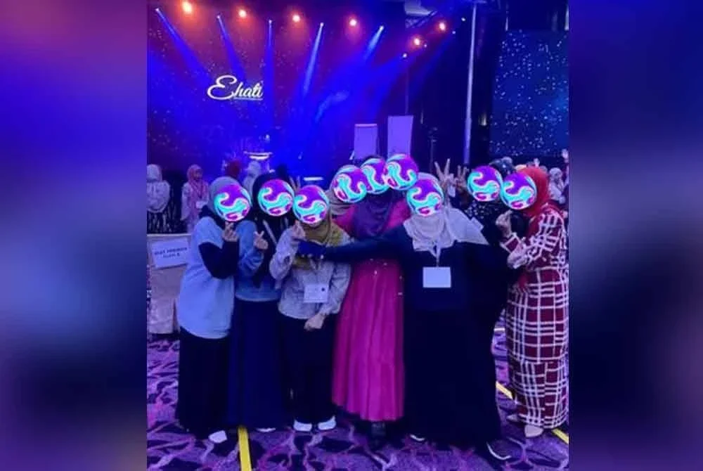 Insiden kontroversi tercetus pada malam terakhir program iaitu pada 30 September, ketika berlangsungnya sesi tertutup khas yang dihadiri kira-kira 50 peserta wanita.