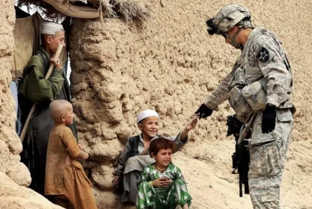 Kebocoran itu adalah antara beberapa insiden kehilangan data yang berlaku ketika proses pemindahan besar-besaran warga Afghanistan selepas pengunduran tentera AS dari negara itu pada Ogos 2021.