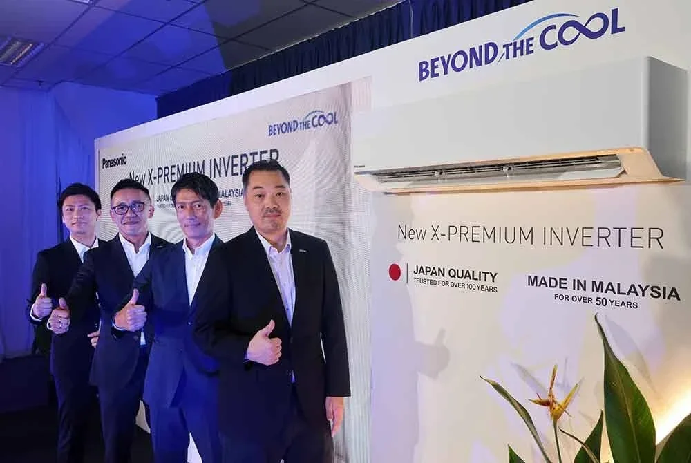 Panasonic menampilkan inovasi penyaman udara pintar dua dalam satu generasi terbaharu, Siri X-Premium Inverter sempena majlis pelancaran baru-baru ini.