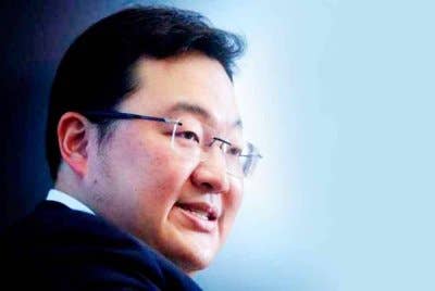 Jho Low kini dilaporkan menetap di kawasan eksklusif Green Hills selain memandu kereta mewah.
