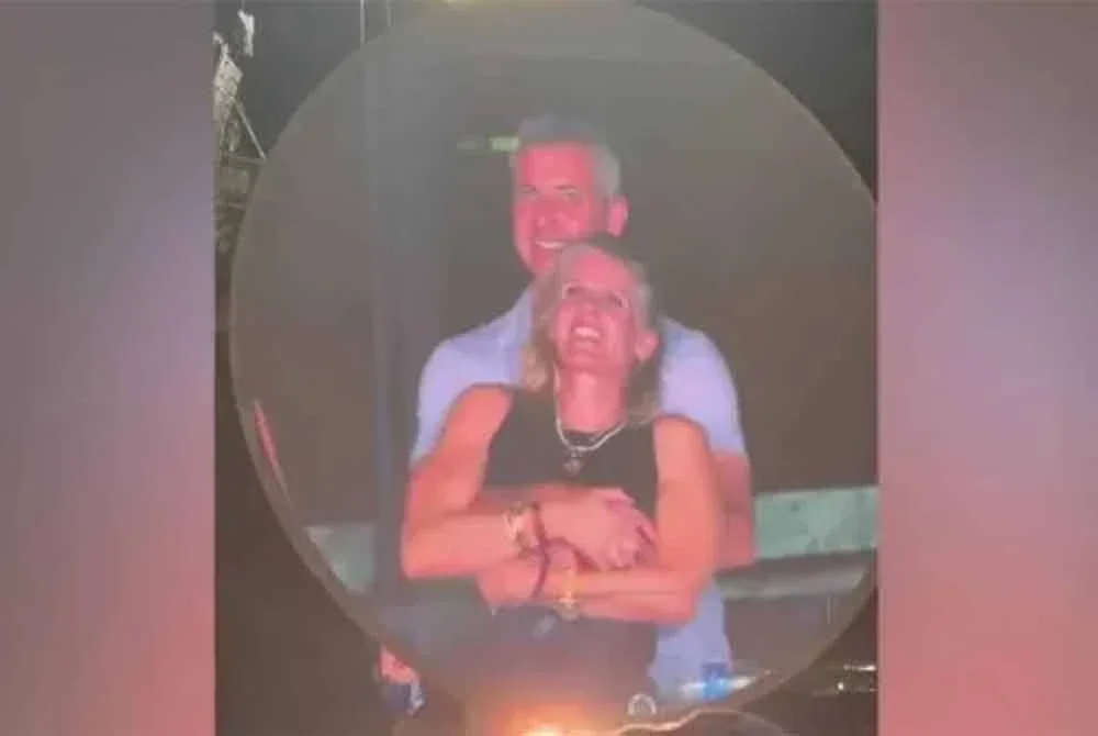 CEO Astronomer, Andy Byron meletakkan jawatan selepas klip video memaparkannya berpelukan dengan seorang kakitangan wanita semasa konsert Coldplay menjadi tular.