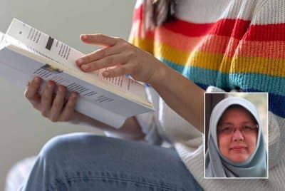 AMCP perlu diperkasakan semula bagi membendung penerbitan yang mengandungi unsur LGBTQ di negara ini. - Gambar hiasan, gambar kecil: Dr Rafidah Hanim
