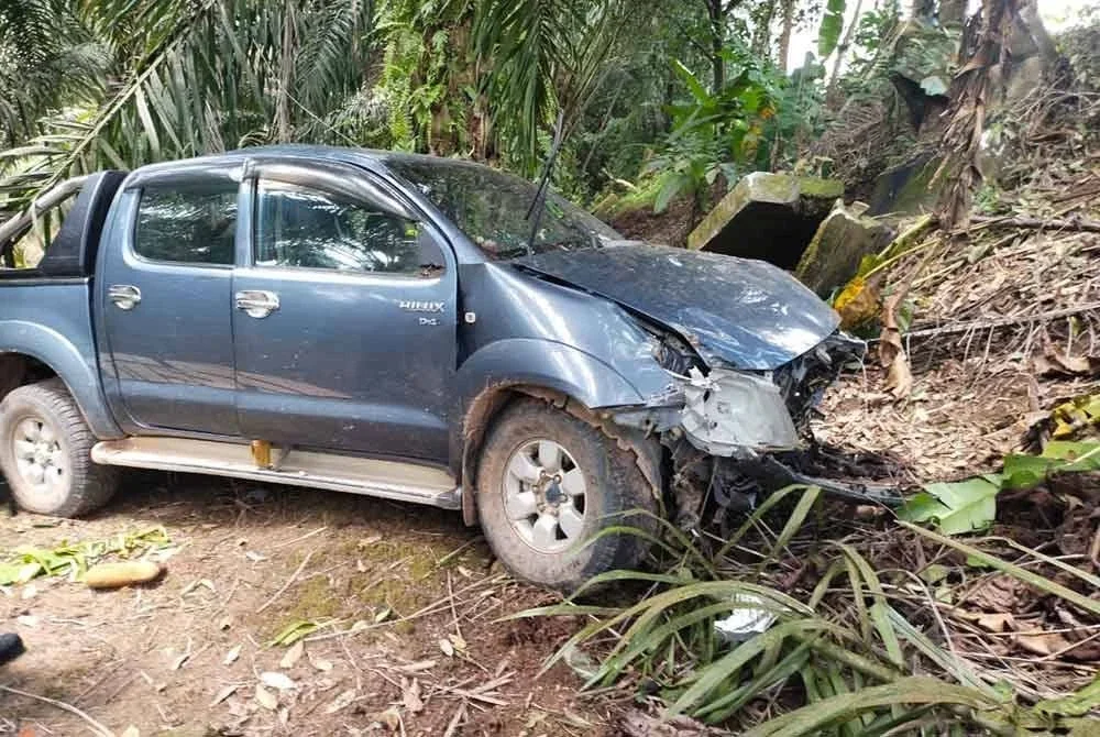 Keadaan pikap berkenaan. Foto BBP Kluang