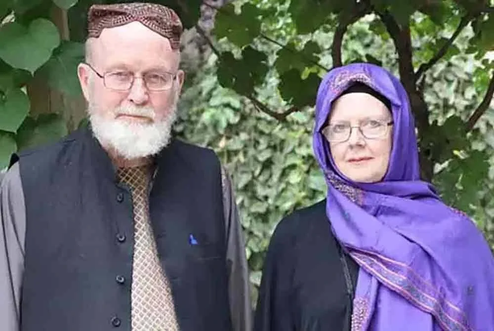 Peter dan Barbie Reynolds ditahan ketika dalam perjalanan pulang di wilayah Bamyan, tengah Afghanistan pada Februari lalu. Foto Rebuild Consultants