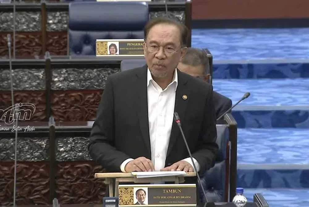 Anwar ketika sesi Jawapan Menteri pada sidang Dewan Rakyat pada Selasa.
