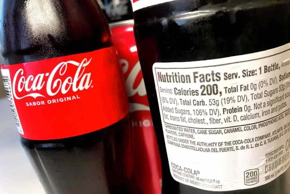 Coke Mexico yang berada di beberapa pasaran AS pada harga premium menjadi pilihan pengguna kerana rasanya lebih asli. Foto Agensi