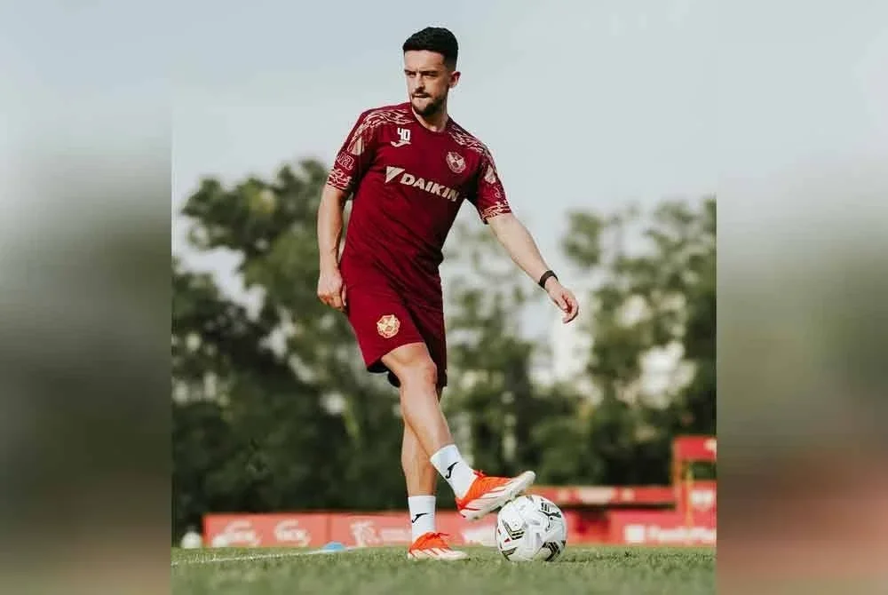 Zach Clough berazam menyesuaikan diri secepat mungkin bersama pasukan.