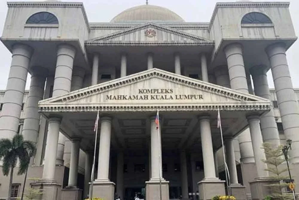 Tertuduh mengaku tidak bersalah di Mahkamah Majistret Kuala Lumpur atas dakwaan mengaibkan pelajar praktikal dengan memintanya mencukur bulu kemaluan, tiga bulan lalu. - Gambar hiasan