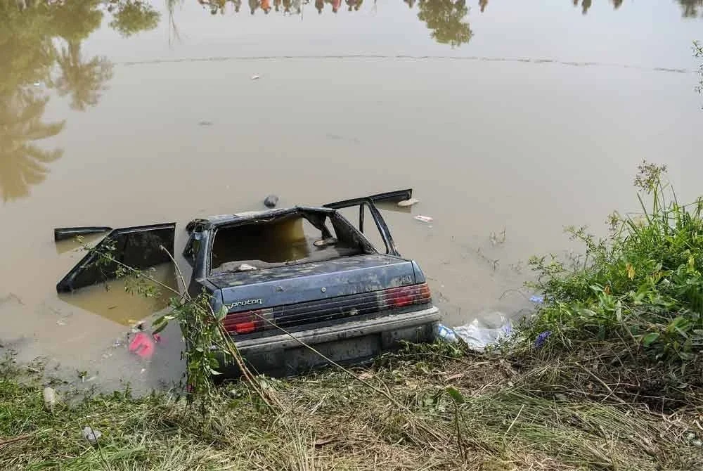 Tragedi di Sungai Korok, Jitra yang meragut nyawa enam sekeluarga.
